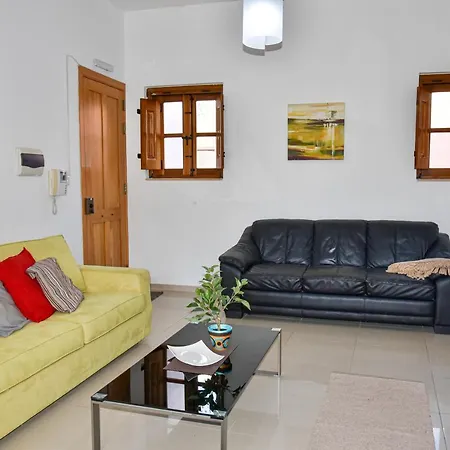 Martina's 3 Bedroom Saint Julian's